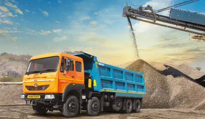 its represents tipper&#39;s truck 